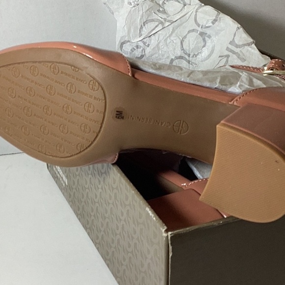 Giani Bernini Izzee Memory Foam Two-Piece Pumps, - Picture 7 of 8